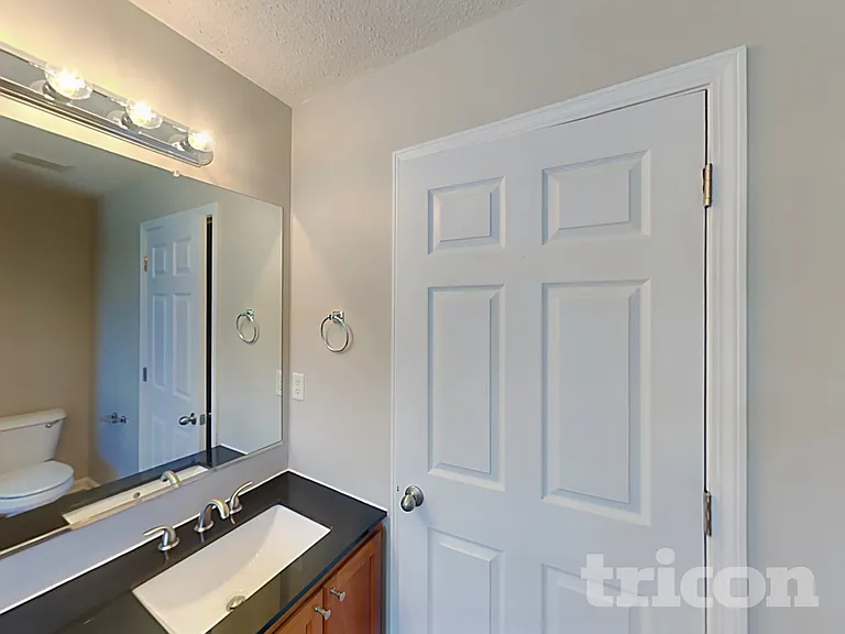 665 Skyline Dr — Photo 25