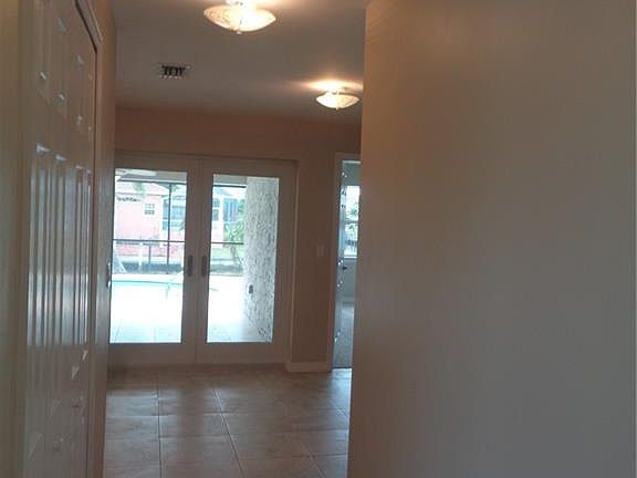 4th image of 1102 SE 21st Ter