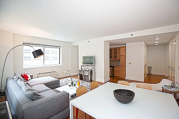 Sold by Platinum Properties | media 9