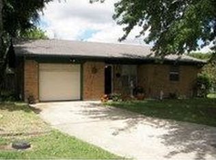 704 W 5th St, Ada, OK 74820