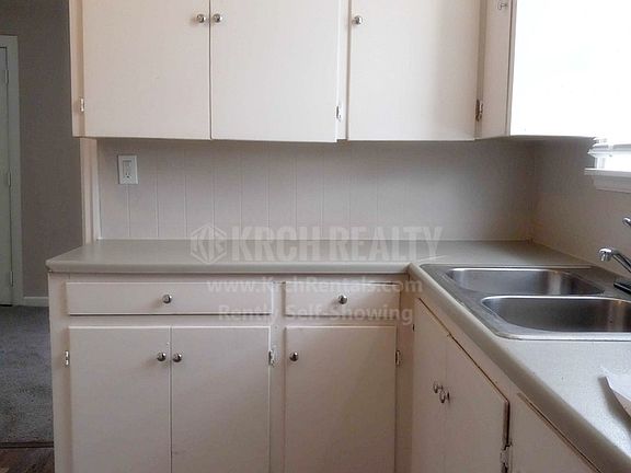 3rd image of 1841 Milburn Ave