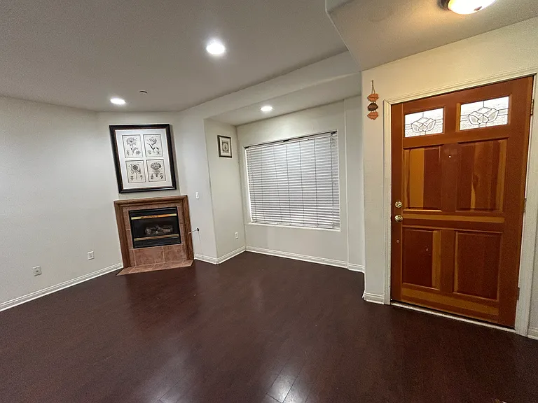 8800 Etiwanda Ave #8 — Photo 4