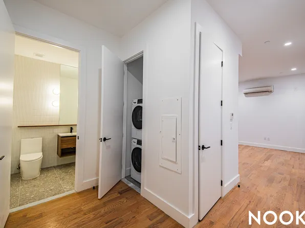 228 North Seventh Street image 8 of 14