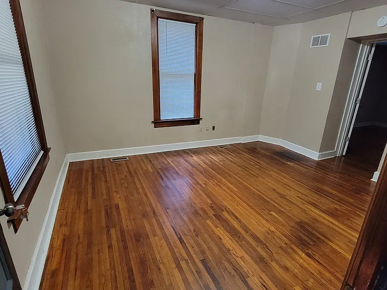 1102 E Miller St #A — Photo 4