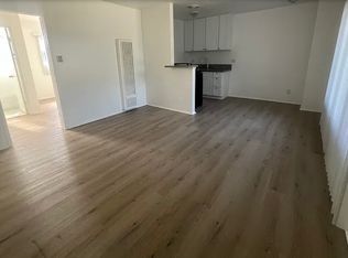 450 S Venice Blvd APT 8, Venice, CA 90291