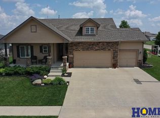 7322 Rachel Rd, Lincoln, NE 68516