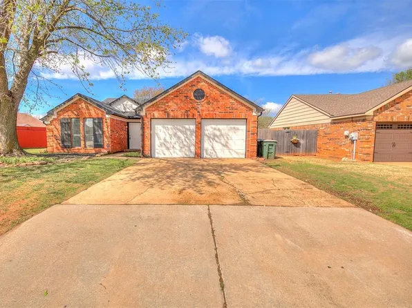 609 Fox Hunt Ln, Edmond, OK 73003