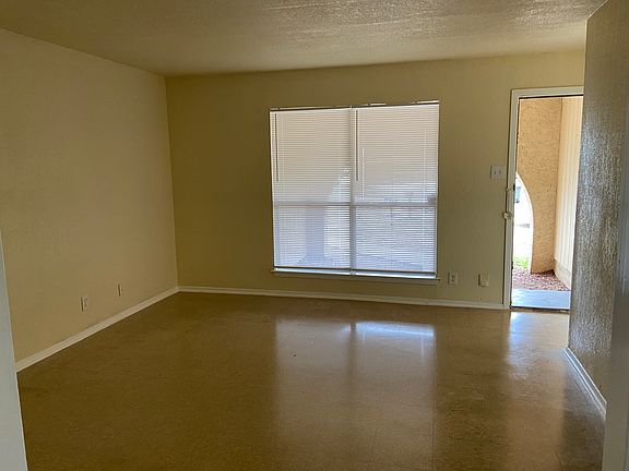 2nd image of 930 Green Park St