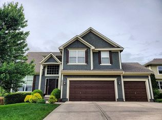 2512 SW Samuel Ln, Lees Summit, MO 64081