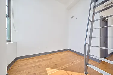 Rented by Living New York