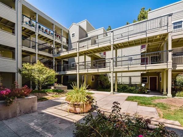 211 S Fremont St APT 406, San Mateo, CA 94401