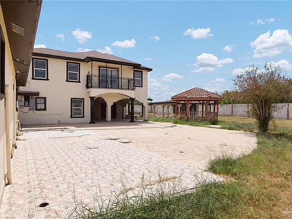 5th image of 200 S Linda Ln