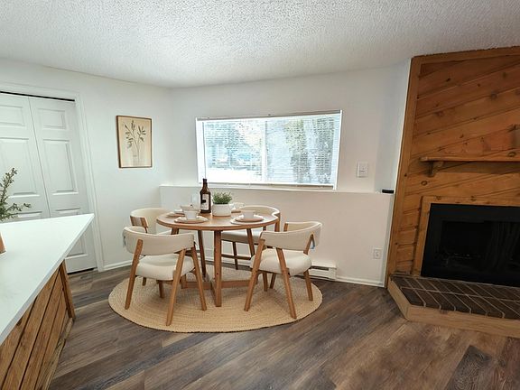 3rd image of 1011 Hover St APT A
