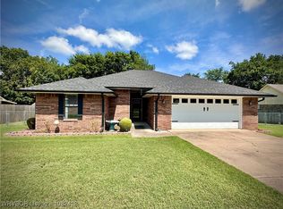 2900 Ash St, Poteau, OK 74953
