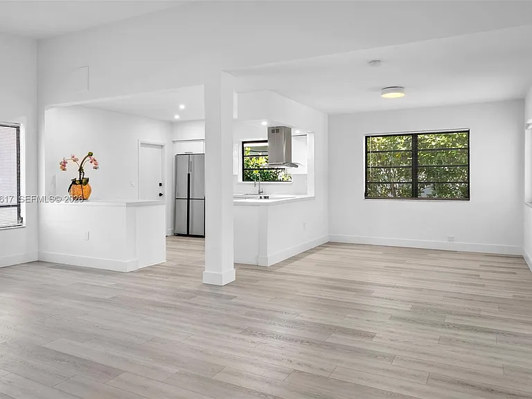 7525 Adventure Ave — Photo 10