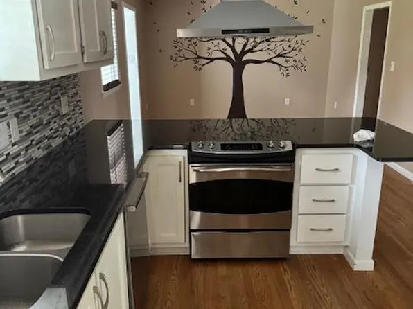 10608 Appletree Ln, Williamsport, MD 21795