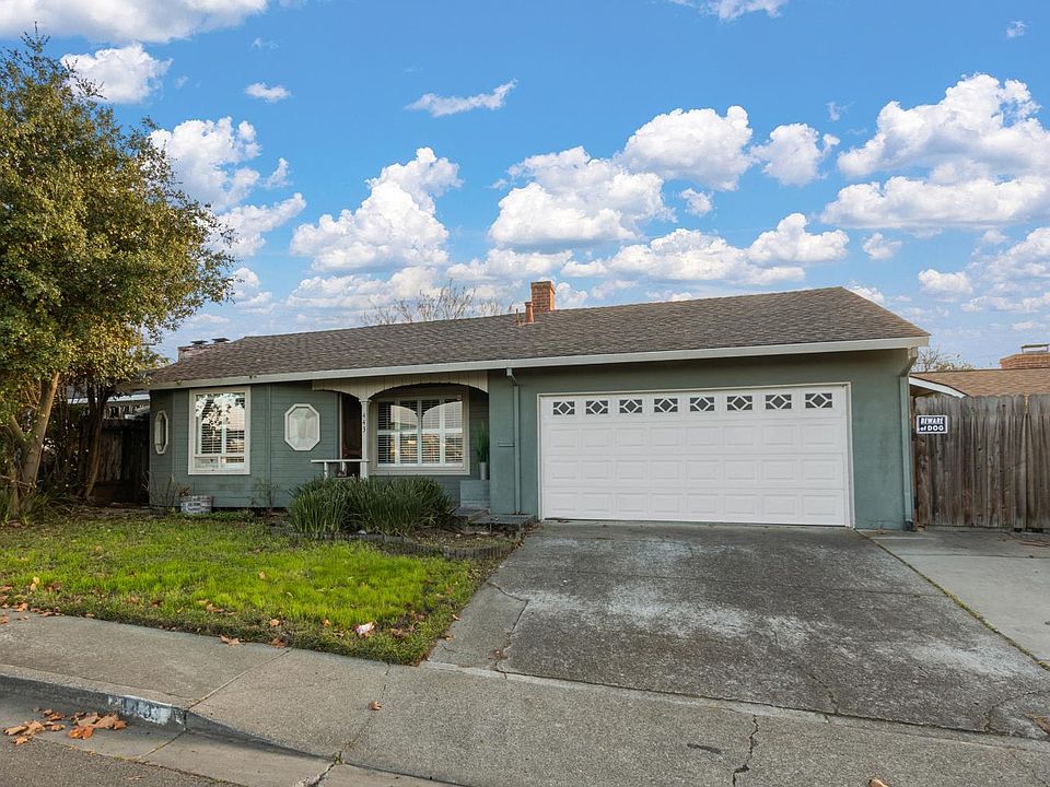 1st image of 443 Baywood Drive