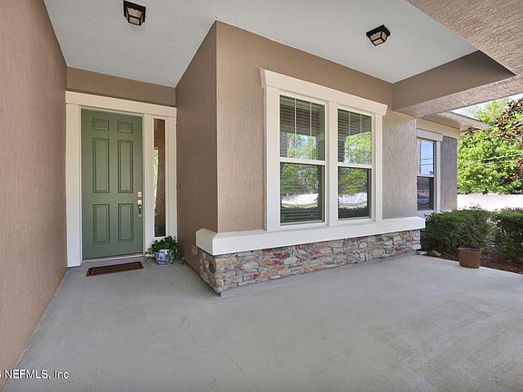 3rd image of 4602 MAPLE LAKES Drive