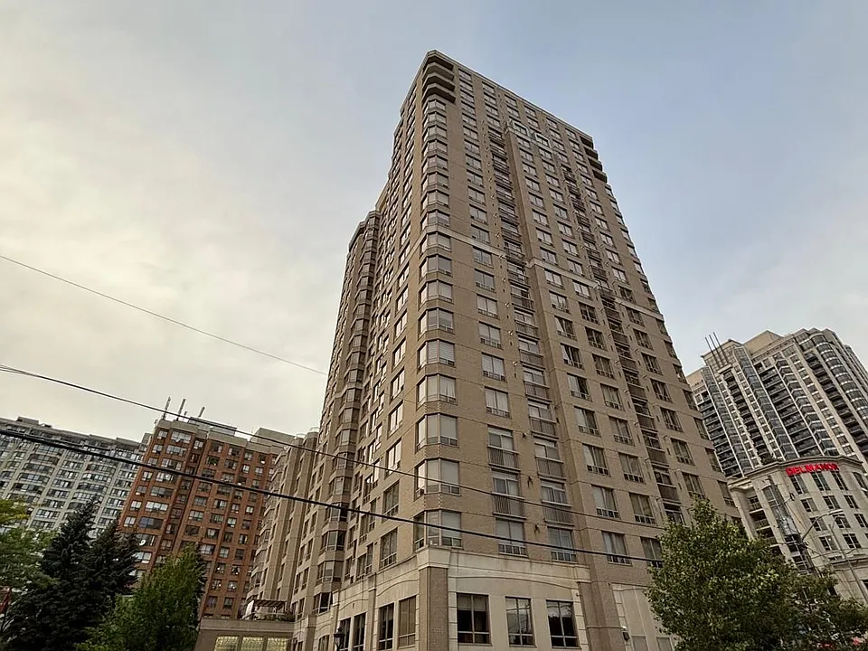 5418 Yonge St #308