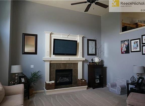 3rd image of 4513 N 121st Ter