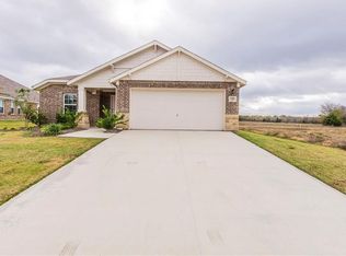 118 Chestnut Rd, Waxahachie, TX 75165
