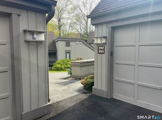593 Heritage Vlg #D, Southbury, CT 06488