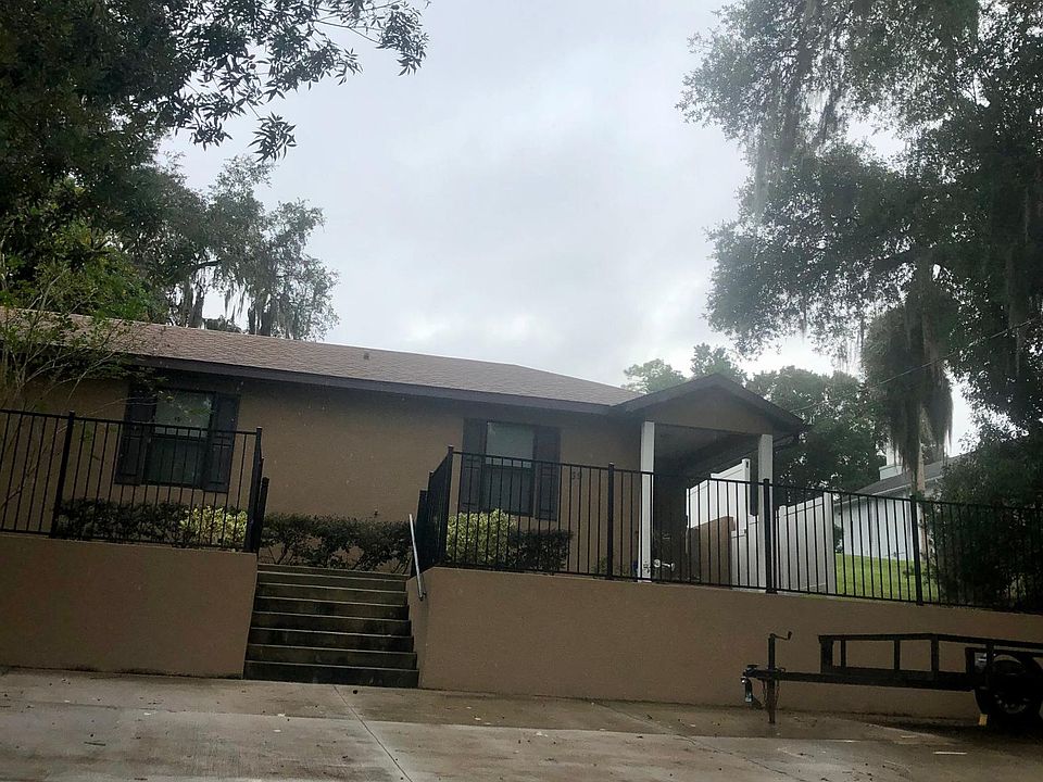 1st image of 45 Sunnyside Dr