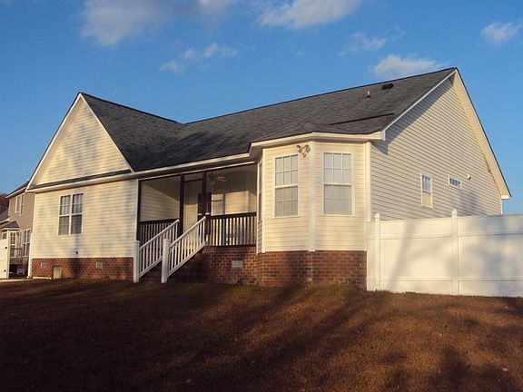5th image of 2671 Westminster Dr