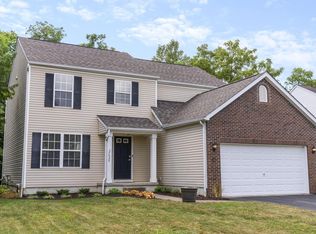 7835 Edgewater Ct, Canal Winchester, OH 43110