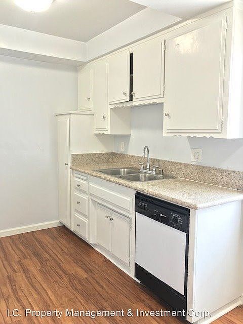 1st image of 409 N Marguerita Ave APT 11