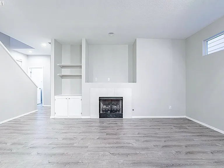 19762 SW Ashcroft Ln — Photo 2