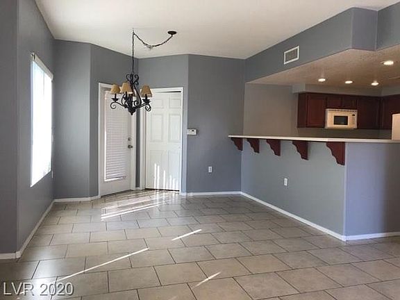 4th image of 10245 S Maryland Pkwy #1204