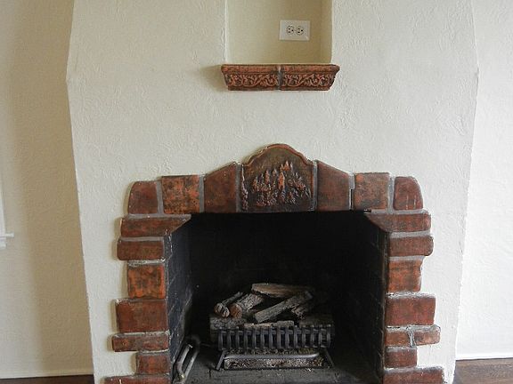 Living Room Fireplace - gas