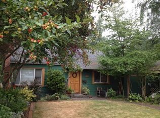 8200 34th Ave NE, Seattle, WA 98115