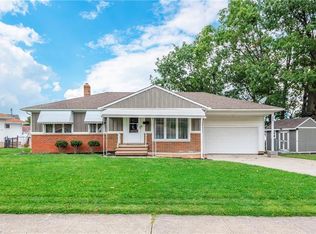 7068 W Parkview Dr, Parma, OH 44134