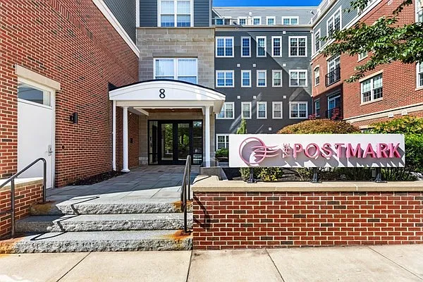8 Sanborn St #4011