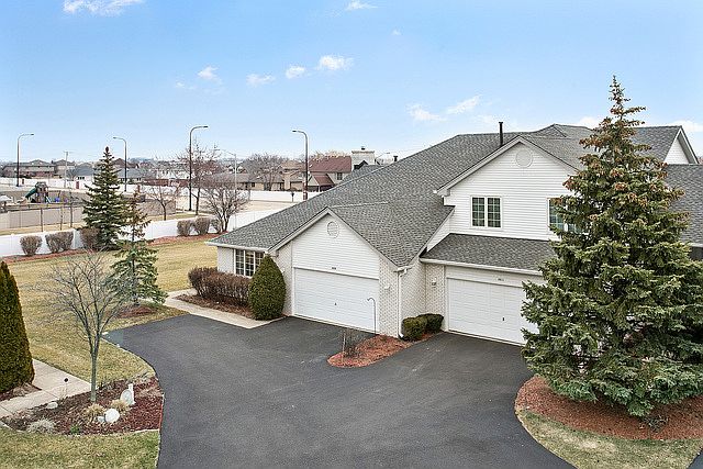 1st image of 8809 Bluebird Dr