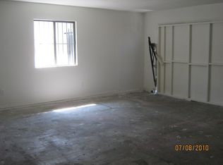 3017 E 65th St, Long Beach, CA 90805