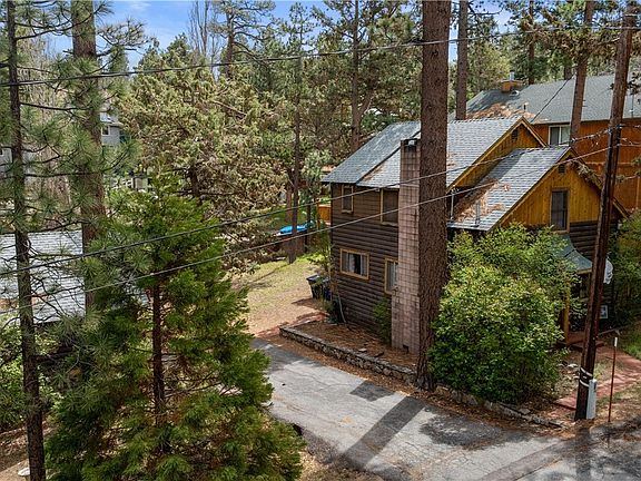 4th image of 420 Sheridan Dr