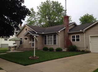 203 N Cross St, Angola, IN 46703