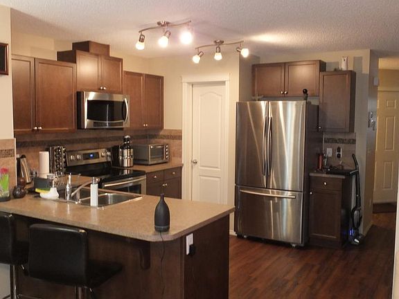 4th image of 2339 Casselman Cres SW