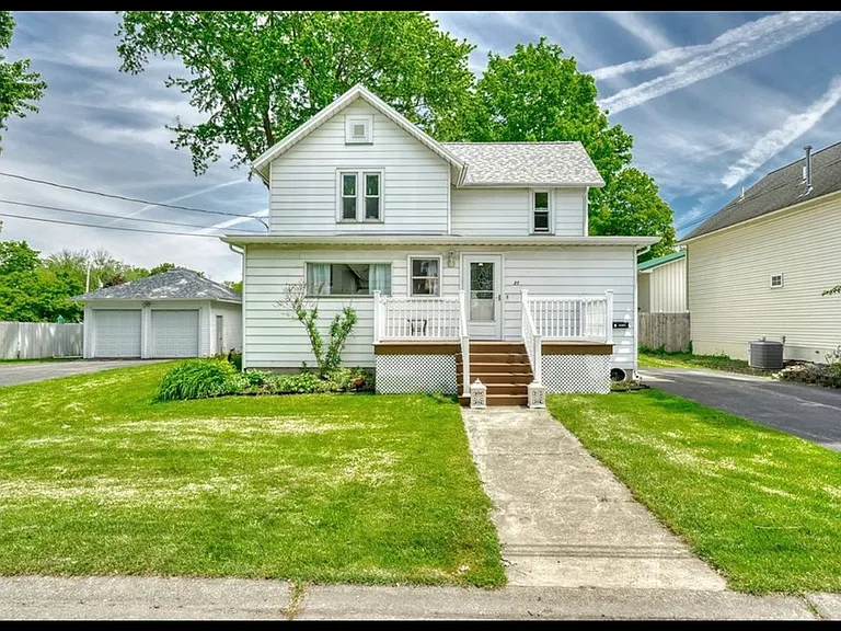27 Martin St #1 — Photo 1