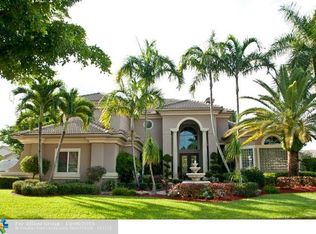 6875 NW 102nd Ln, Parkland, FL 33076