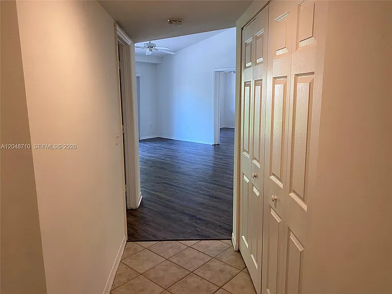 4177 N Haverhill Rd #808 — Photo 13