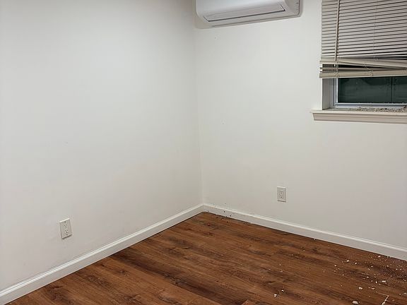 4th image of 5119 Marathon Pkwy #2