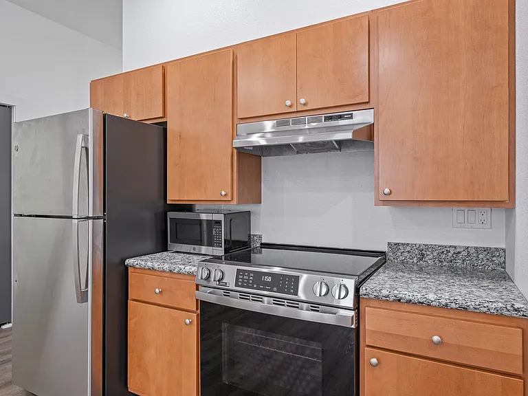 Coopers Landing Apartments — Photo 31
