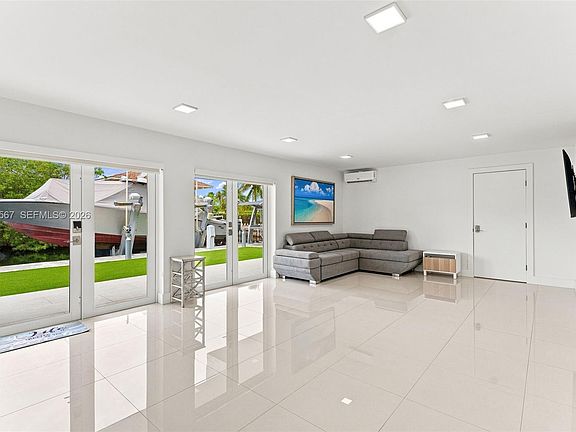 5th image of 203 Gulfview Dr