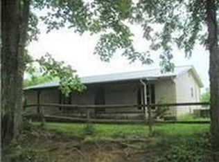 2748 Old Furnace Rd, Decaturville, TN 38329