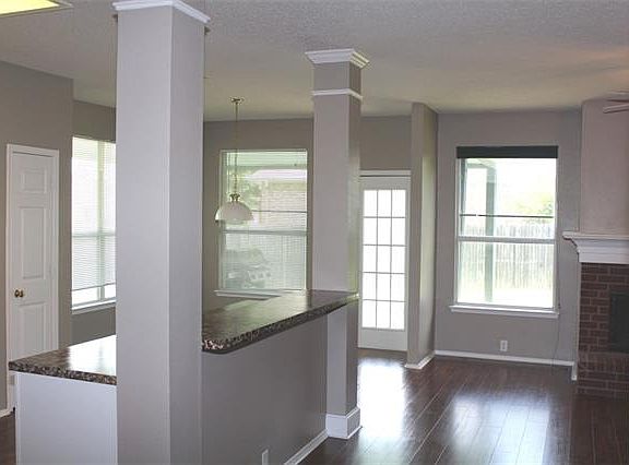2nd image of 7858 Park River Ct