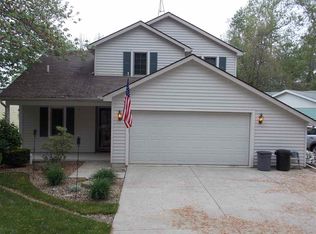 2052 E Wilcken Rd, Columbia City, IN
